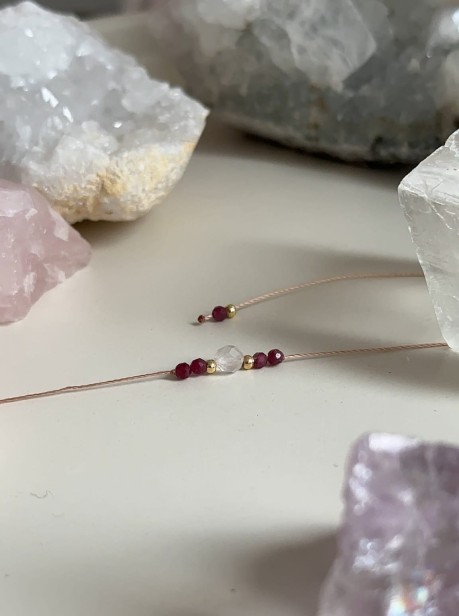 kwarc różowy kamień miłości Bransoletki szczęścia z kamieni naturalnych Bransoletki z cytrynem, kwarcem różowym Bransoletki z intencją na sznurku.jpeg