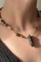 naszyjnik z kamieni naturalnych, naszyjnik z rodonitu, biżuteria handmade, unikatowy naszyjnik, elegancka biżuteria ze stali
