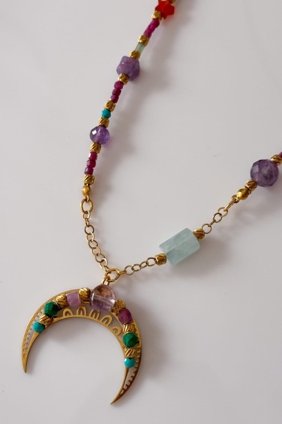 Naszyjnik lunula dopaminka z kolorowymi kamieniami naturalnymi, akwamaryn, rubin, malachit, unikat Lulobelia, biżuteria handmade.