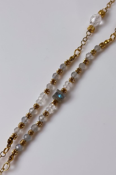 Naszyjnik lunula z labradorytem i kamieniem księżycowym, unikat Lulobelia, biżuteria z kamieniami naturalnymi, magiczny naszyjnik księżycowy.