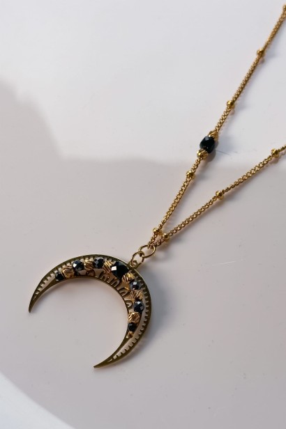 naszyjnik z lunulą lunula z czarnym turmalinem naszyjnik z hematytem biżuteria symboliczna damska naszyjnik z księżycem stal szlachetna lunula ochronna biżuteria biżuteria handmade z kamieni naturalnych