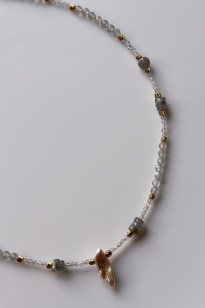 choker z perłą naszyjnik z labradorytem biżuteria intuicji choker handmade stal szlachetna naszyjnik symboliczny damski biżuteria z perłą naturalną labradoryt naszyjnik