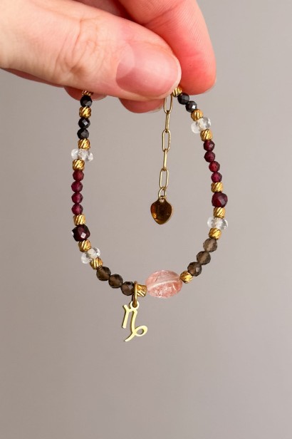 bransoletka Koziorożec, biżuteria zodiakalna Koziorożec, bransoletka z kamieni naturalnych, prezent dla Koziorożca, zodiak