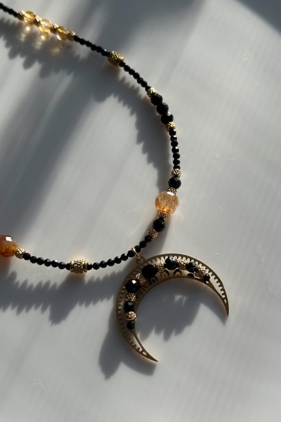 naszyjnik lunula z czarnym turmalinem, lunula z cytrynem, naszyjnik z czarnym turmalinem stal szlachetna, biżuteria symboliczna lunula, regulowany naszyjnik stal szlachetna, naszyjnik z kamieni naturalnych czarny turmalin cytryn