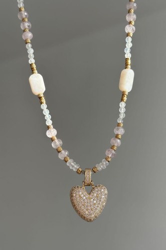 unikatowy naszyjnik z sercem, naszyjnik walentynkowy, naszyjnik z kwarcem różowym, naszyjnik z kamieniem księżycowym, naszyjnik z labradorytem, biżuteria symbol miłości, złoty naszyjnik z cyrkoniami, prezent dla kobiety