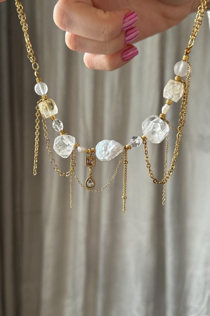 unikatowa kolia, kolia z perłą, naszyjnik z cytrynem, naszyjnik z kryształem górskim, elegancki naszyjnik damski, biżuteria na wyjątkowe wyjścia, luksusowy naszyjnik, złota kolia