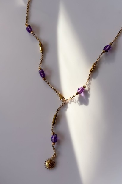 naszyjnik z ametystem naszyjnik z krawatką naszyjnik z ametystem damski biżuteria z ametystem delikatny naszyjnik damski naszyjnik ze stali szlachetnej elegancki naszyjnik z kamieniem naturalnym naszyjnik minimalistyczny damski