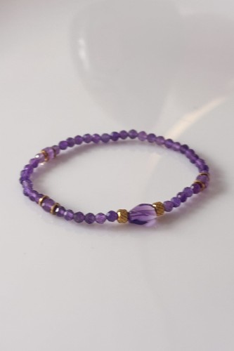 bransoletka z ametystu bransoletka ametyst damska bransoletka z kamieni naturalnych ametyst bransoletka ametyst na gumce delikatna bransoletka z ametystu fioletowa bransoletka z kamieni naturalnych bransoletka ametyst naturalny