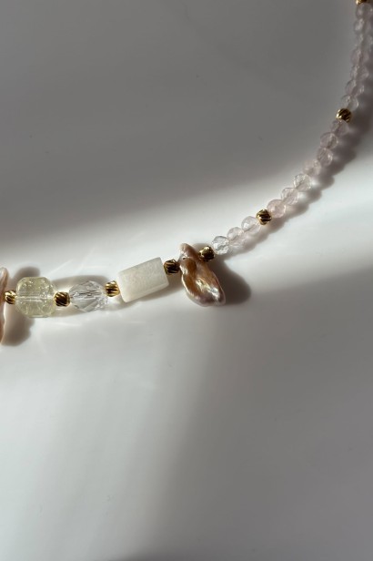 naszyjnik z księżycem złoty kolia kolia kamień księżycowy kryształ górski topaz perła unikatowy naszyjnik z kamieni naturalnych biżuteria handmade księżyc kobieca naszyjnik regulowany stal szlachetna złota