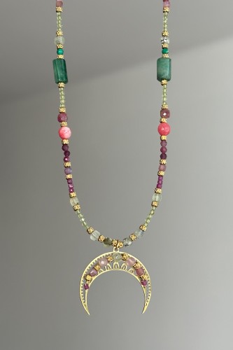 lunula naszyjnik kamienie naturalne, naszyjnik prehnit oliwin turmalin rubin jadeit szmaragd malachit, naszyjnik ręcznie robiony Polska, biżuteria symboliczna damska, naszyjnik unikatowy lunula, naszyjnik stal szlachetna regulowany