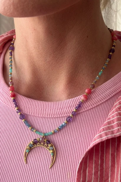 lunula naszyjnik kamienie naturalne ametyst amazonit akwamaryn turmalin jadeit, naszyjnik ręcznie robiony Polska, biżuteria symboliczna damska, naszyjnik unikatowy lunula, naszyjnik stal szlachetna regulowany