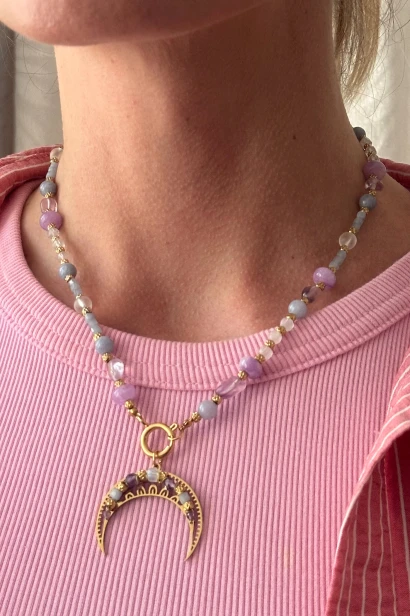 naszyjnik lunula ametyst kamień księżycowy jadeit angelit, biżuteria ręcznie robiona Polska, naszyjnik z kamieni naturalnych damski, delikatny naszyjnik pastelowy, naszyjnik unikatowy stal szlachetna