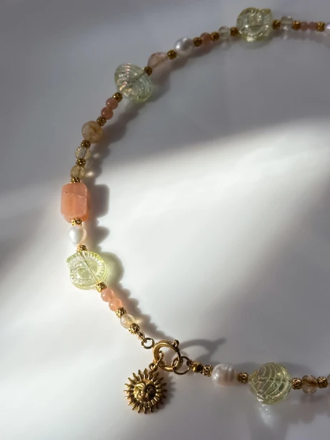 naszyjnik cytryn kamień słoneczny perła, naszyjnik letni z kamieni naturalnych, biżuteria ręcznie robiona Polska, delikatny naszyjnik złoty stal szlachetna, naszyjnik unikatowy damski