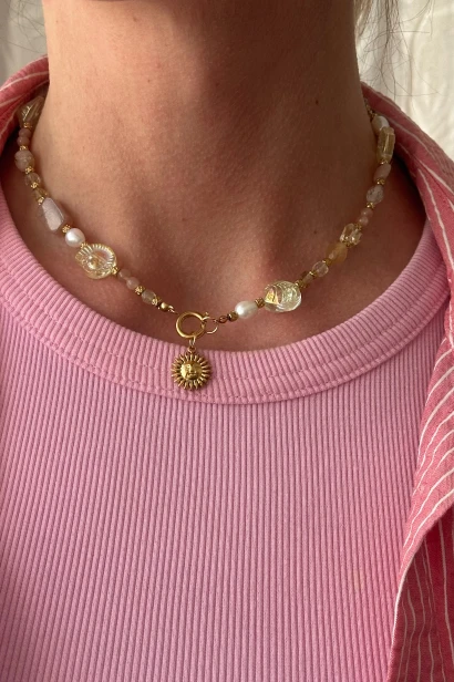 naszyjnik cytryn kamień słoneczny perła, naszyjnik letni z kamieni naturalnych, biżuteria ręcznie robiona Polska, delikatny naszyjnik złoty stal szlachetna, naszyjnik unikatowy damski