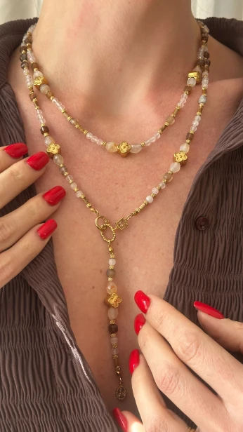 elegancki długi naszyjnik damski, różaniec biżuteryjny luksusowy, naszyjnik z kwarcem dymnym i agatem, biżuteria handmade premium Polska, naszyjnik z krawatką elegancki