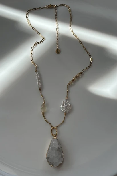 naszyjnik z kamieni naturalnych unikatowy naszyjnik damski amulet damski kamienie naturalne naszyjnik z cytrynem i kryształem górskim naszyjnik z perłą elegancki biżuteria handmade Polska stal szlachetna