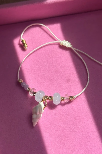 Bransoletka Lulobelia Letniaczek 3 z akwamarynem angelitem i kryształem górskim, muszelka na sznurku makramowym, handmade Polska