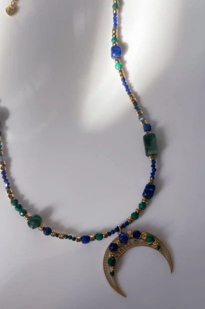 Naszyjnik z kamieniami naturalnymi Lulobelia nr 241, lunula, lapis lazuli, malachit, szmaragd, stal szlachetna, długość 53,5 cm, handmade