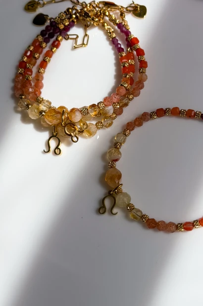 Bransoletka zodiakalna dla Lwa Lulobelia, ciepłe kamienie naturalne, złote przekładki, prezent dla Lwa, handmade Polska