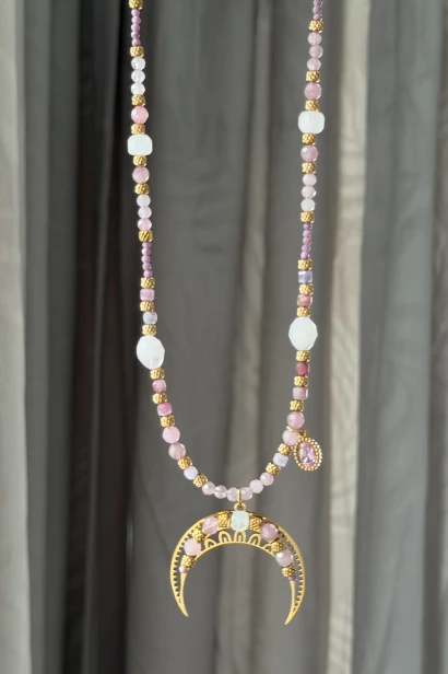 Naszyjnik unikat Lulobelia lunula miłości, złoty półksiężyc, kwarc różowy, różowy turmalin, kamień księżycowy, handmade Polska